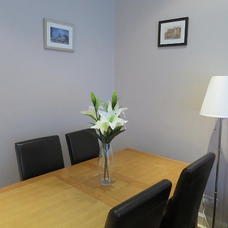 Our City - King Stable Lane Apartment Единбург Екстериор снимка