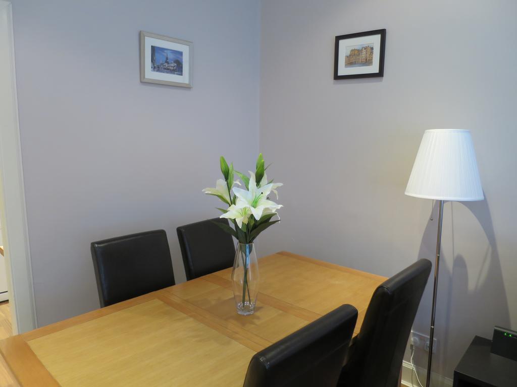 Our City - King Stable Lane Apartment Единбург Екстериор снимка
